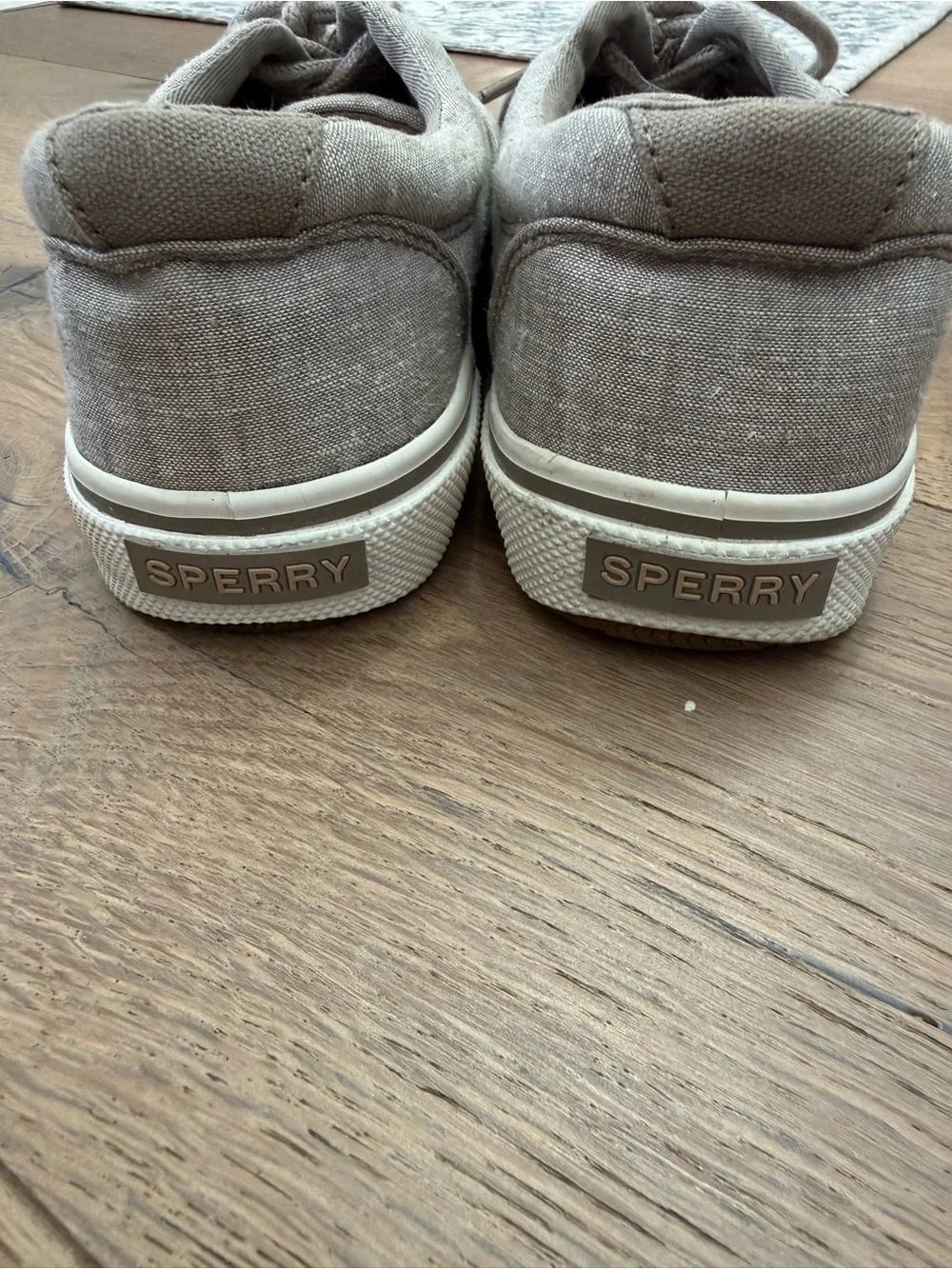 Sperry lightweight canvas
